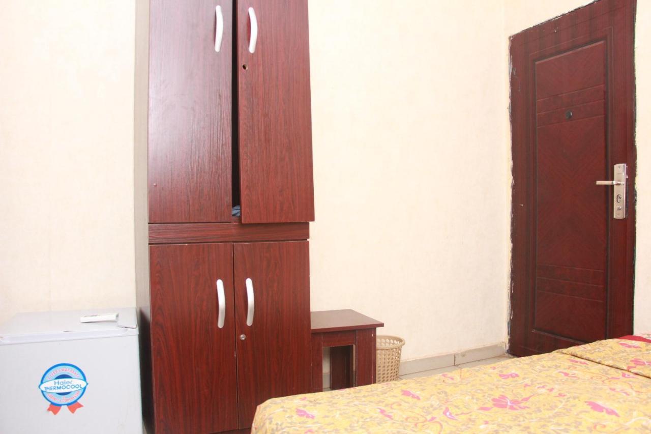 Abatete Guest House Mobushipe Екстериор снимка